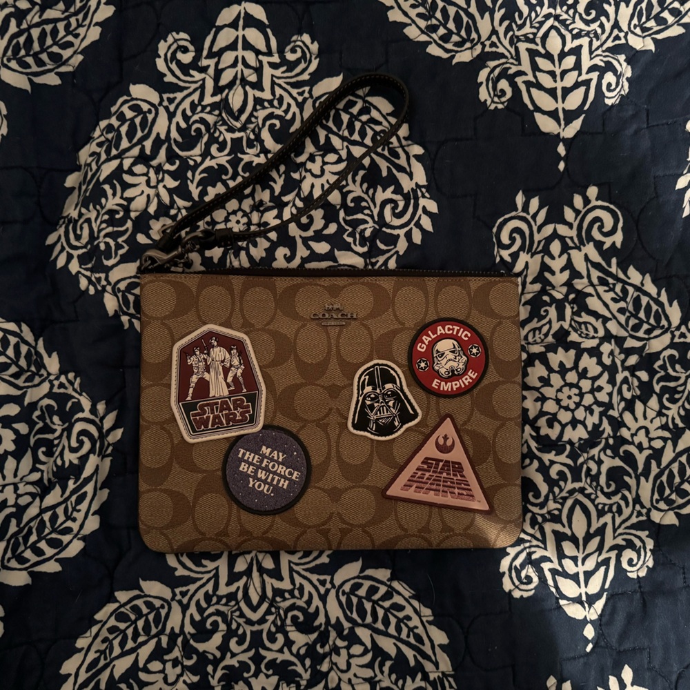 Coach Star Wars Clutch